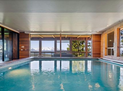 1639 Sherman Way, South Lake Tahoe, CA 96150 Photo