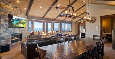 1639 Sherman Way, South Lake Tahoe, CA 96150 Photo