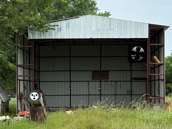 33807 E County Road 1620, Pauls Valley, OK 73098