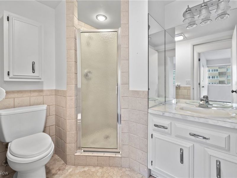 12550 Lake Avenue, Unit 1501-1507, Lakewood, OH 44107 Photo 17