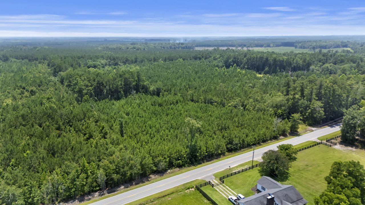 1667 Mudville Road Photo 2