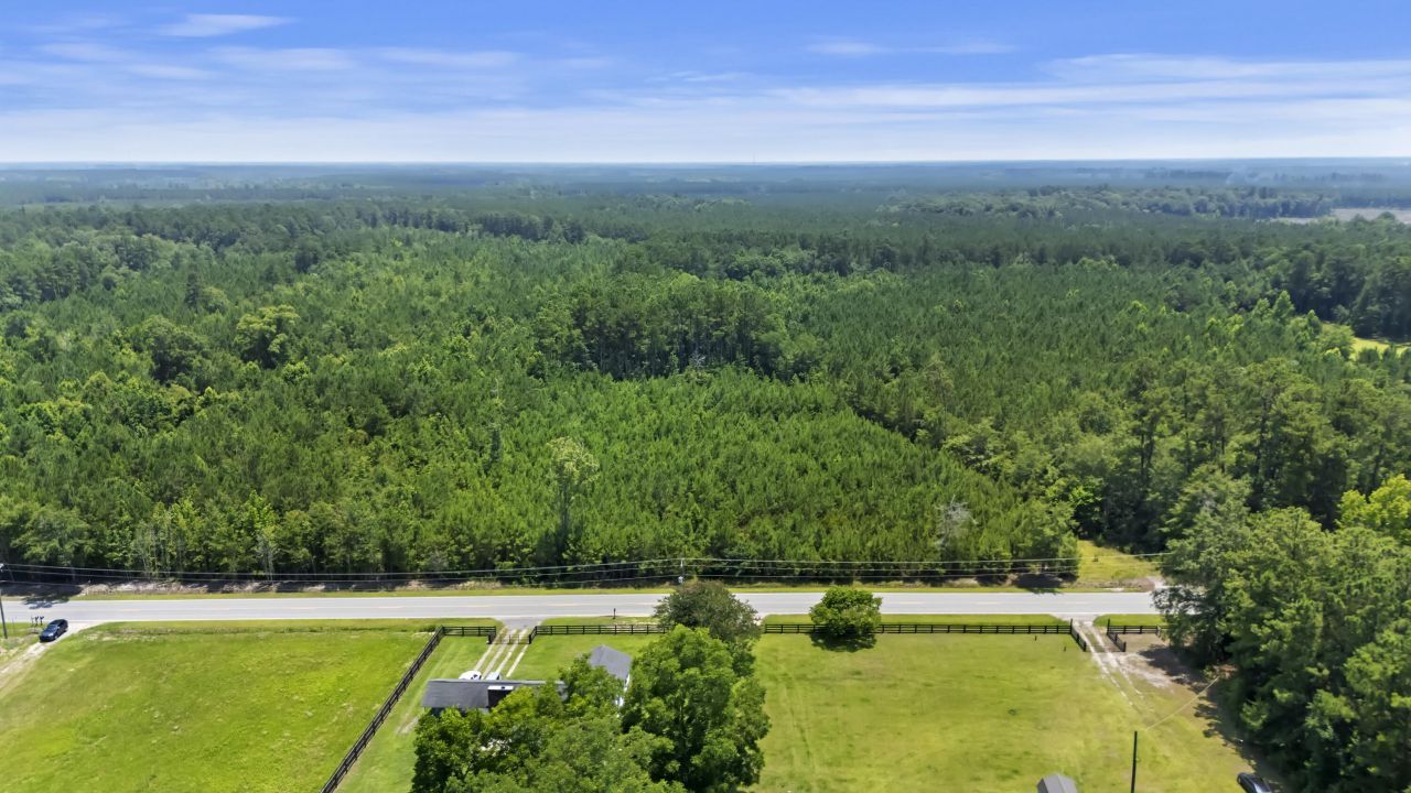 1667 Mudville Road Photo 3