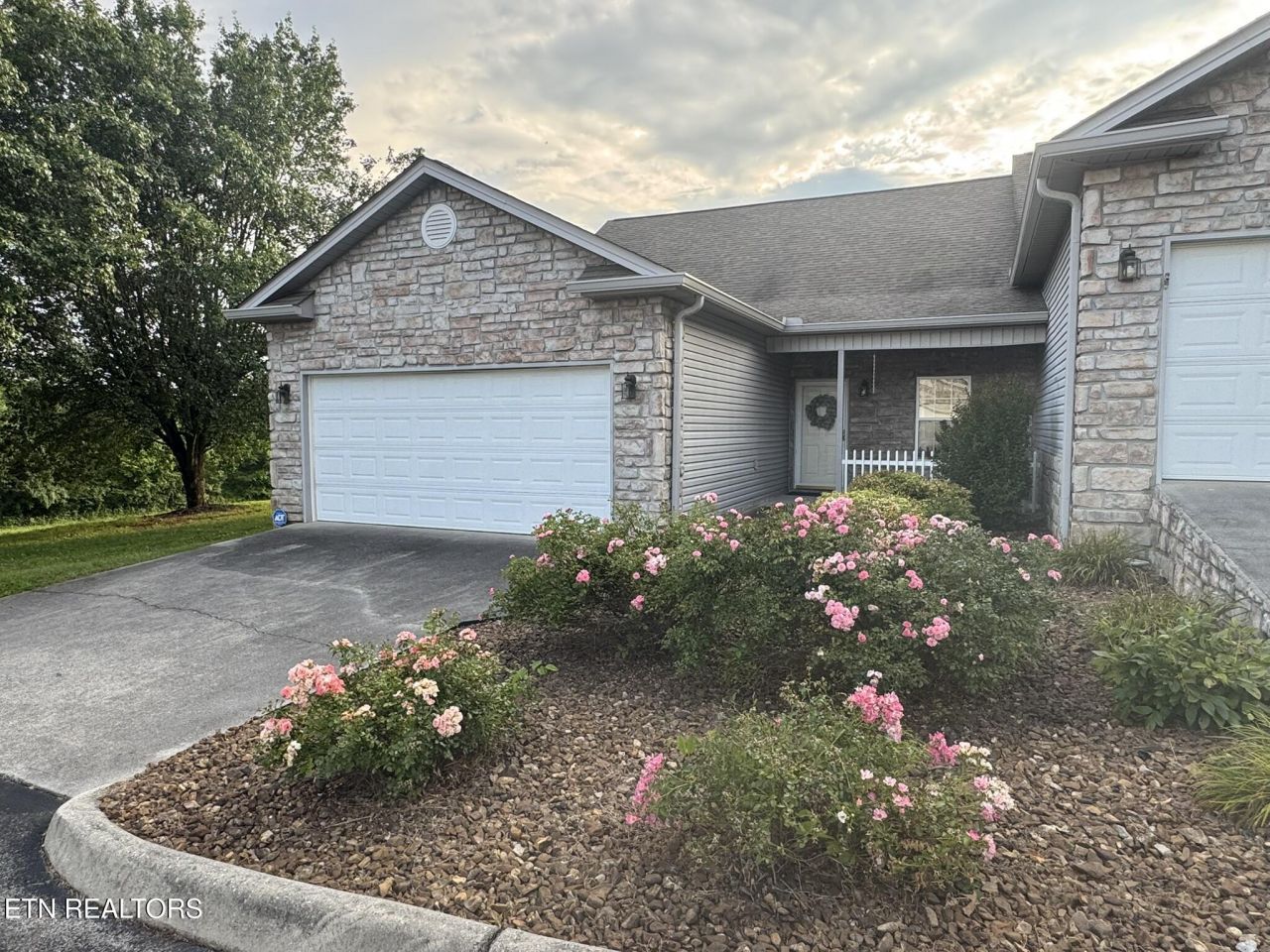 101 Pear Tree Lane, Loudon, TN 37774 Main Photo