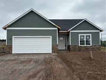 8024 TIMBER BANKS Road, Baldwinsville, NY 13027