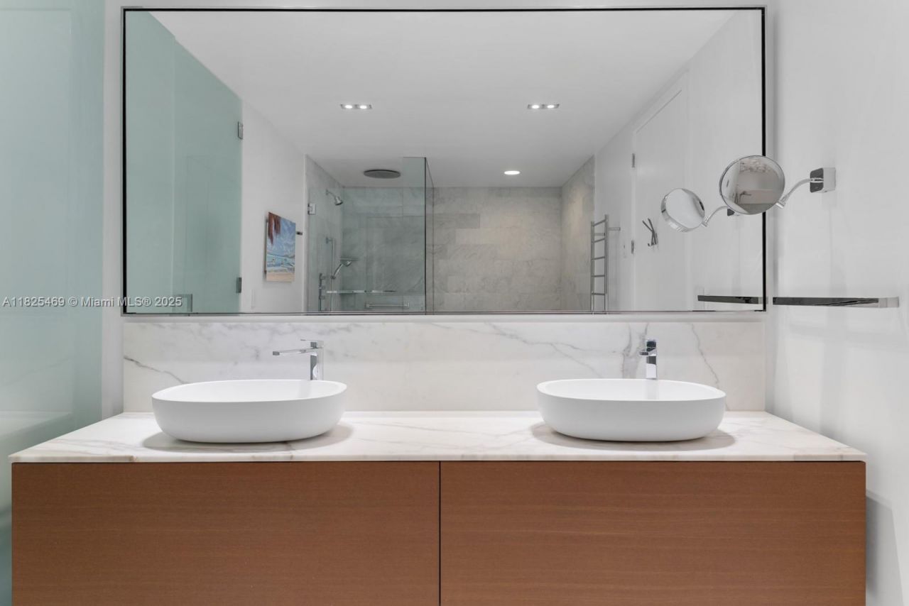 10203 Collins Ave, Unit 1003, Bal Harbour, FL 33154 Photo