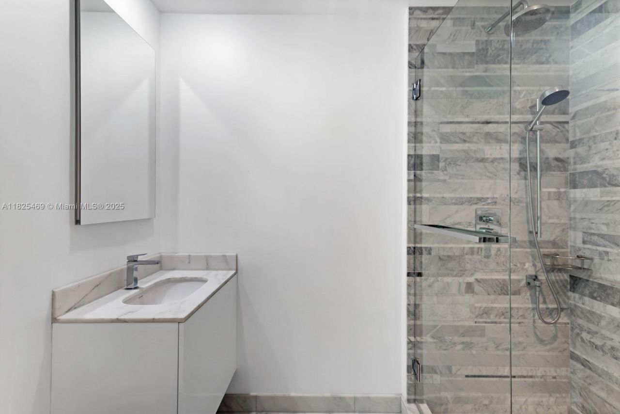 10203 Collins Ave, Unit 1003, Bal Harbour, FL 33154 Photo