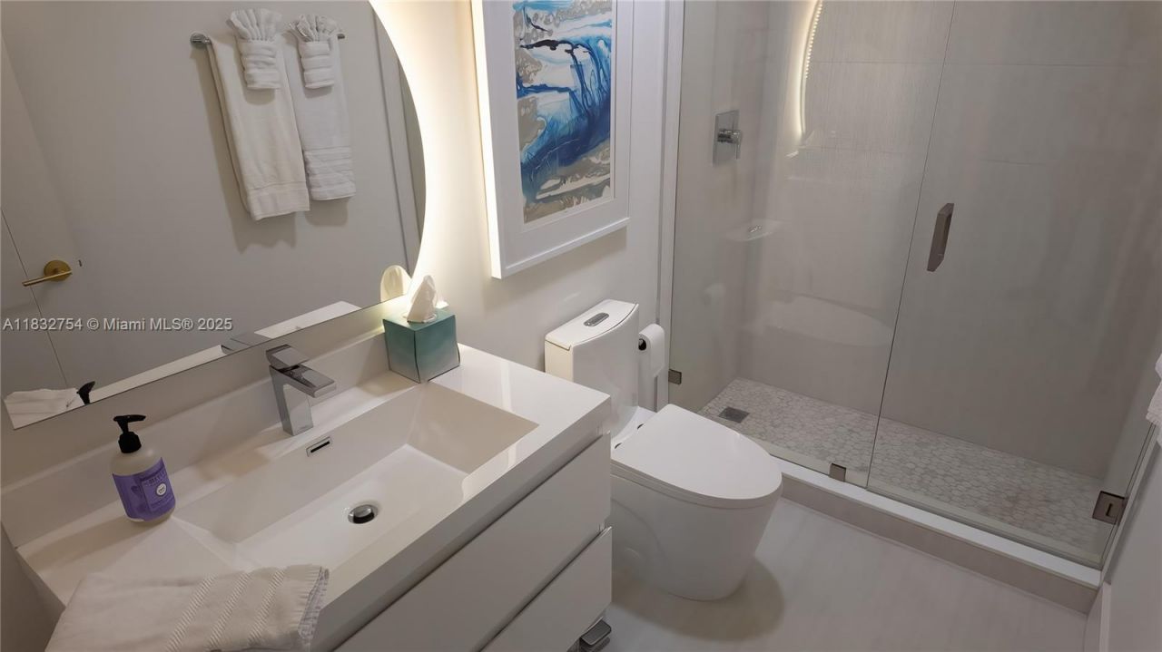 1240 NE 27th Ter, Pompano Beach, FL 33062 Photo