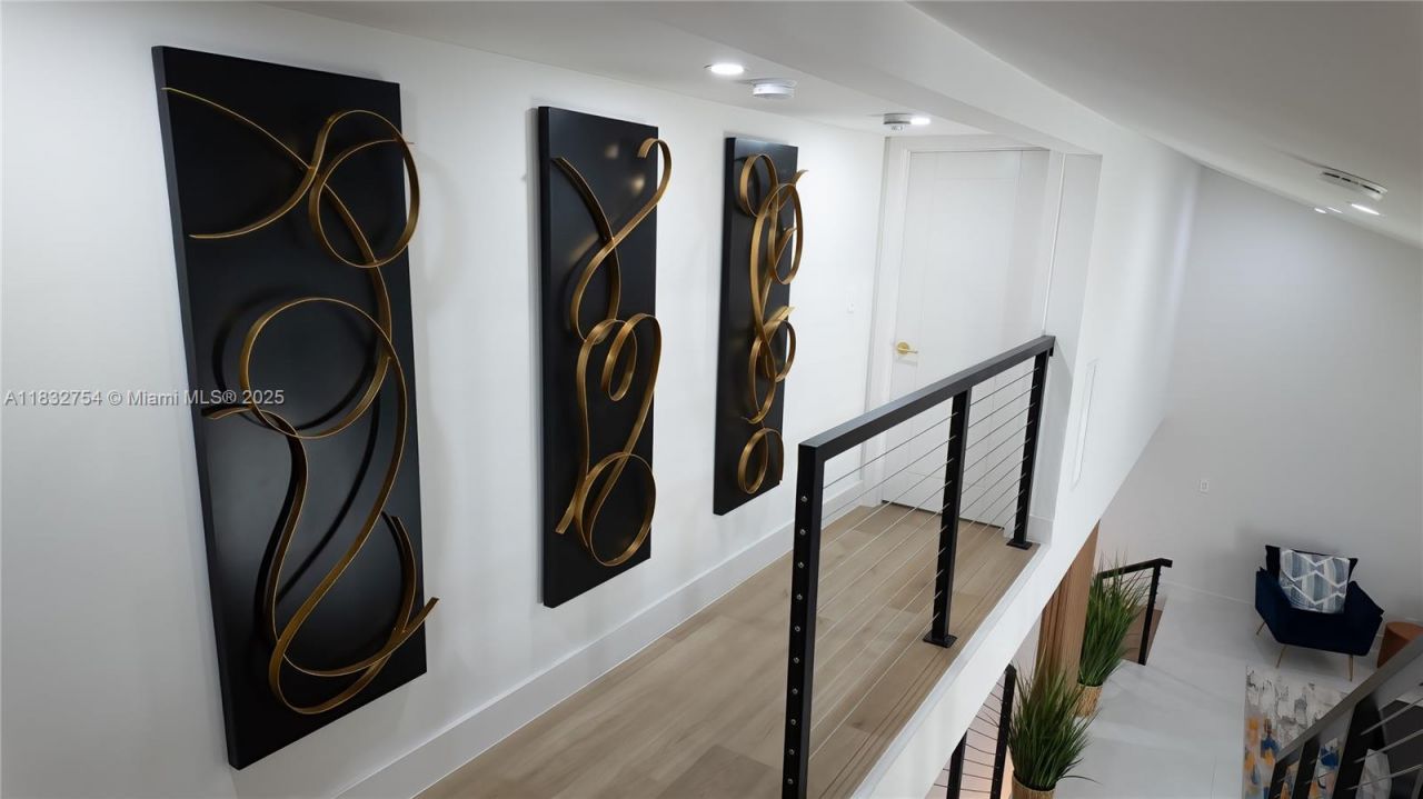 1240 NE 27th Ter, Pompano Beach, FL 33062 Photo