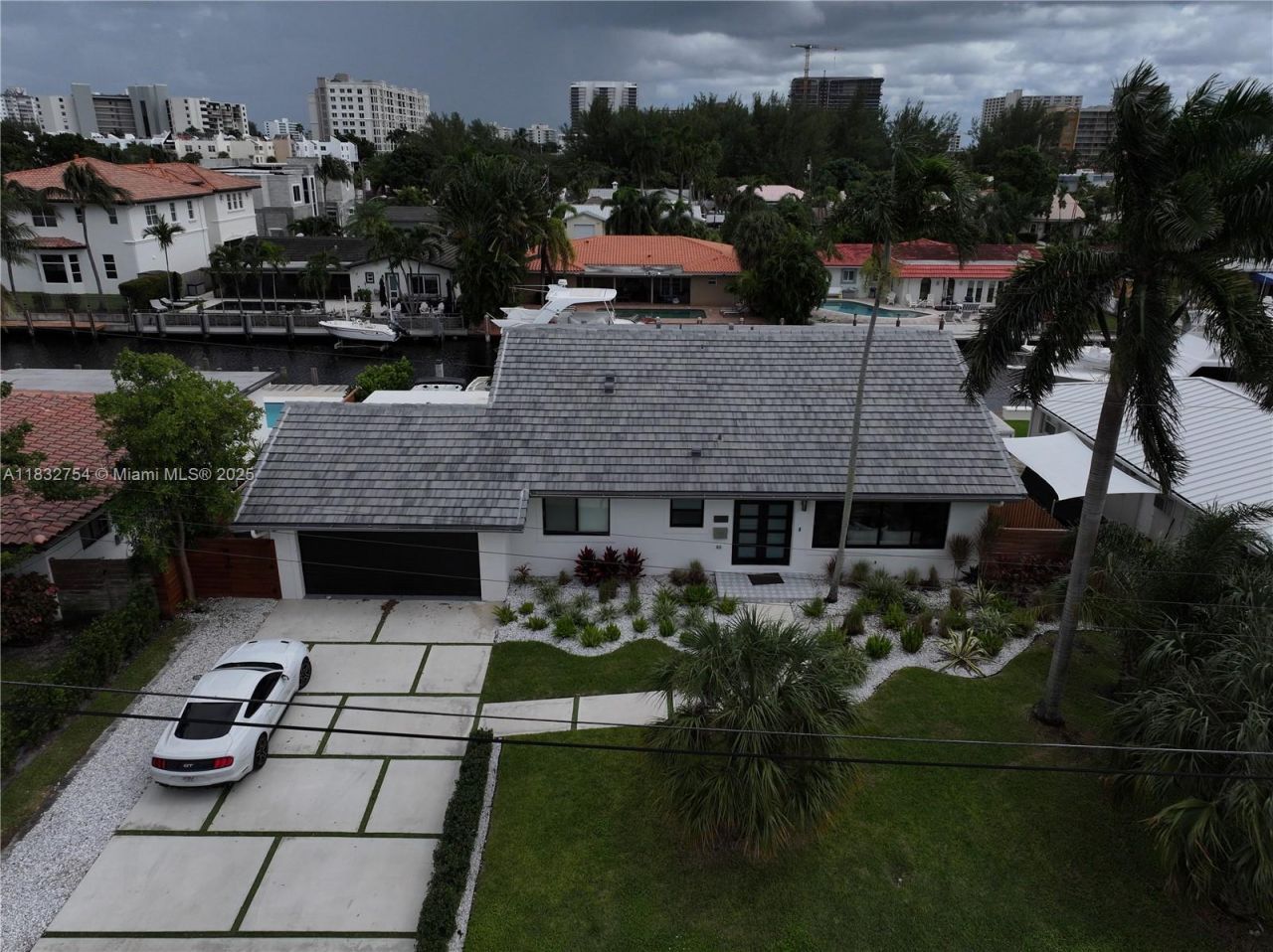 1240 NE 27th Ter, Pompano Beach, FL 33062 Photo