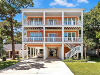 3304 Palm St., North Myrtle Beach, SC 29582