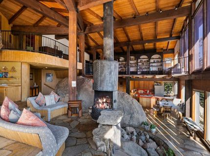 1082 Mountain Canary Drive, South Lake Tahoe, CA 96150 Photo