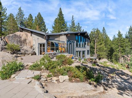 1082 Mountain Canary Drive, South Lake Tahoe, CA 96150 Photo