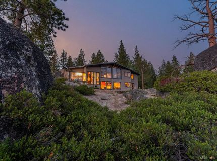 1082 Mountain Canary Drive, South Lake Tahoe, CA 96150 Photo