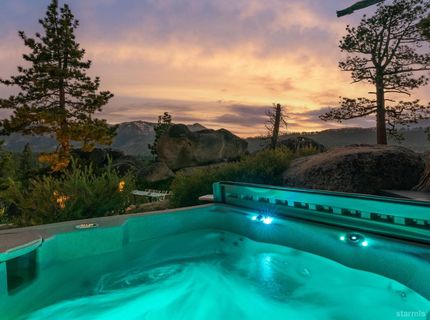 1082 Mountain Canary Drive, South Lake Tahoe, CA 96150 Photo