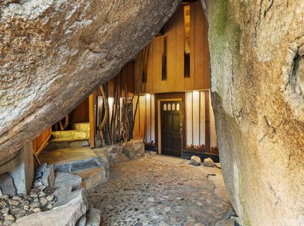 1082 Mountain Canary Drive, South Lake Tahoe, CA 96150 Photo