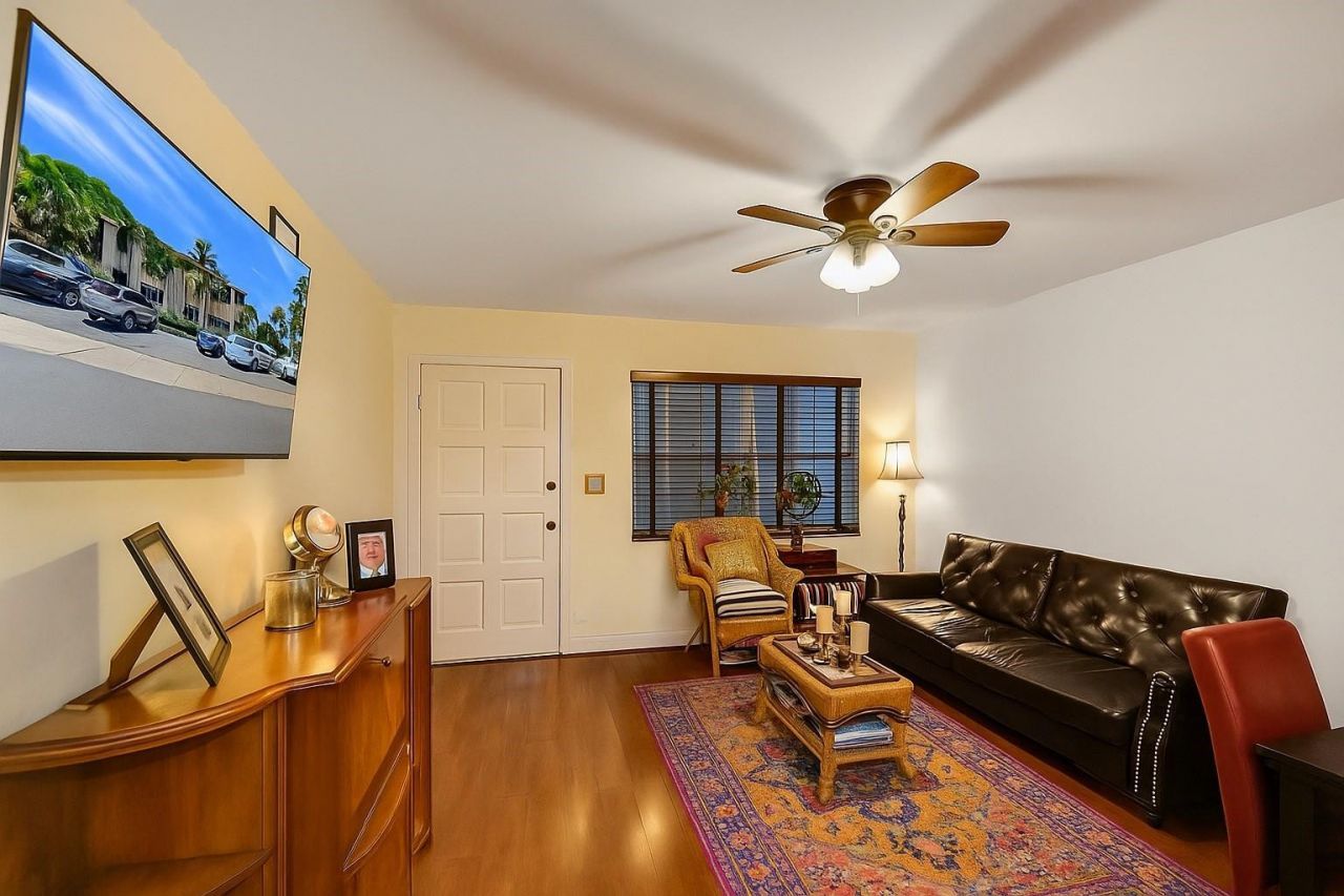 1231 SE 1st Street, Unit 5, Fort Lauderdale, FL 33301 Photo