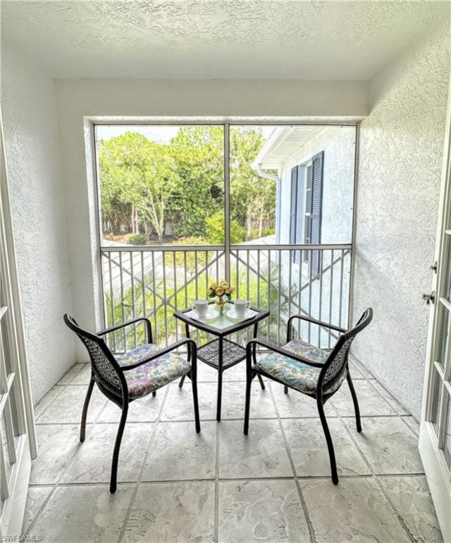 7066 Barrington Cir, Unit 201, Naples, FL 34108 Photo