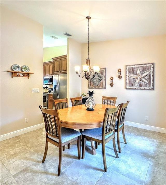 7066 Barrington Cir, Unit 201, Naples, FL 34108 Photo