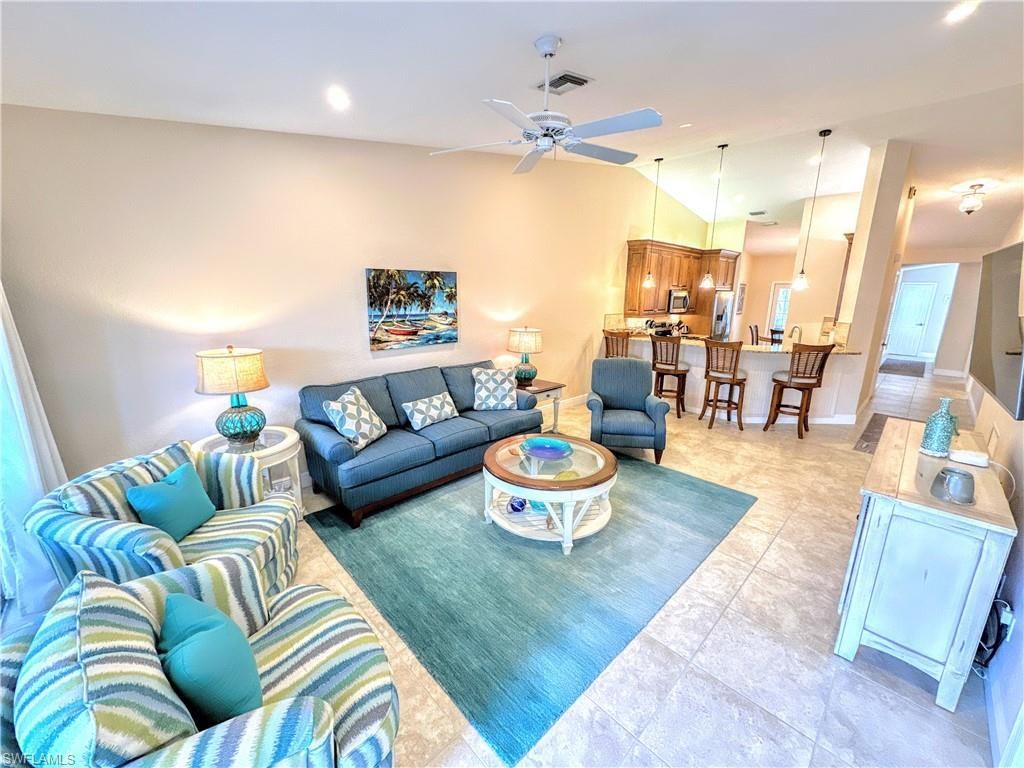 7066 Barrington Cir, Unit 201, Naples, FL 34108 Photo