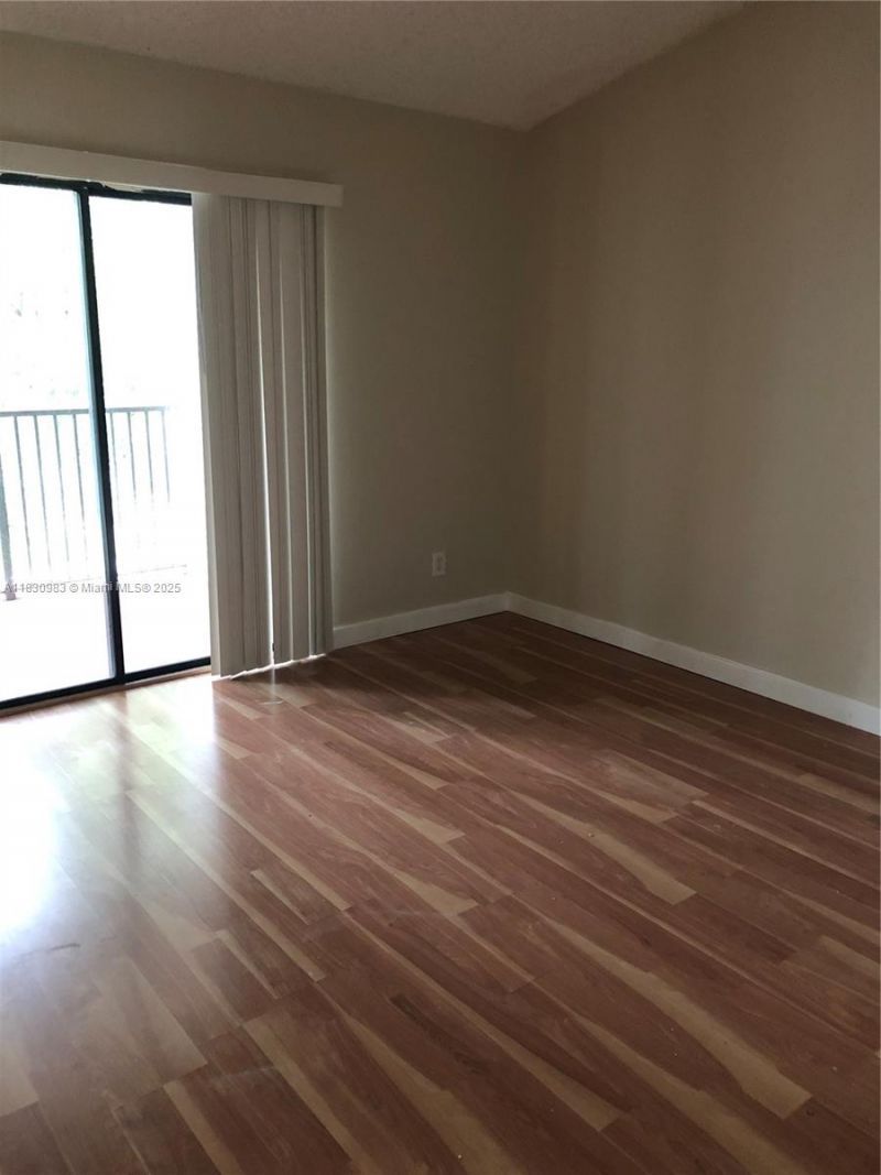 620 S Park Rd, Unit 33-2, Hollywood, FL 33021 Photo