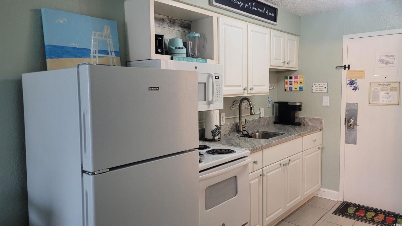 1207 S Ocean Blvd. Photo 5