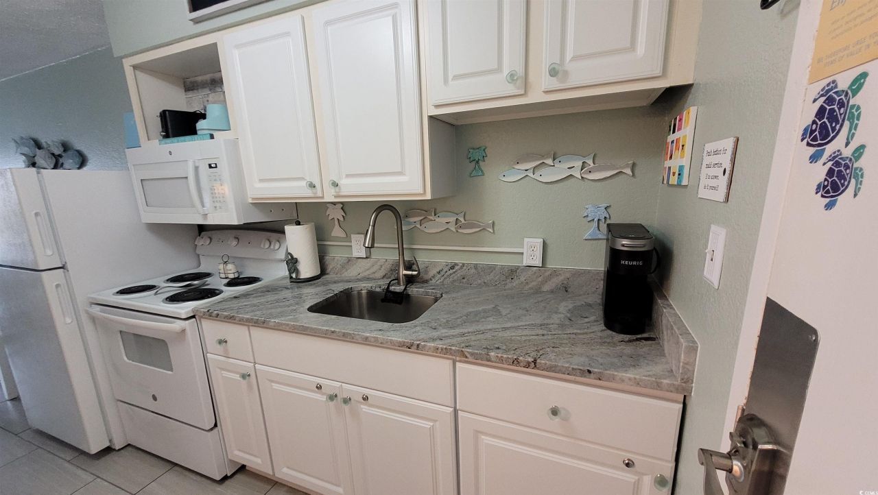 1207 S Ocean Blvd. Photo 6