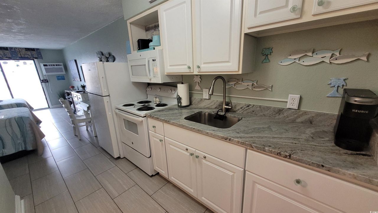 1207 S Ocean Blvd. Photo 7