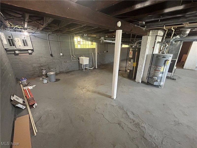 3568 E 114th Street, Cleveland, OH 44105 Photo 30