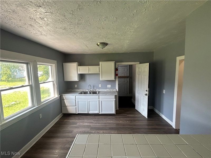 3568 E 114th Street, Cleveland, OH 44105 Photo 8