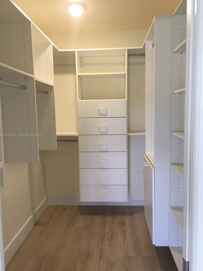 5700 Collins Ave, Unit 6J, Miami Beach, FL 33140 Photo
