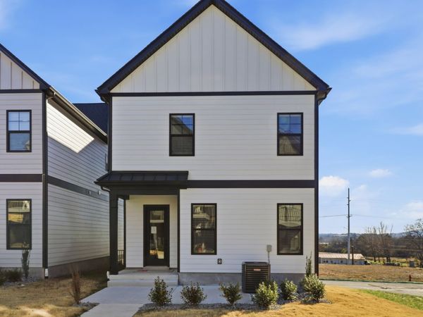 607 Gustaf Dr, Whites Creek, TN 37189