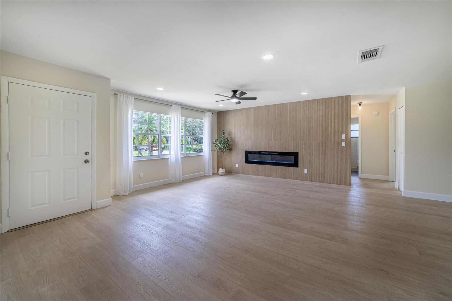 1226 SW Emerald Avenue, Port Saint Lucie, FL 34953 Photo