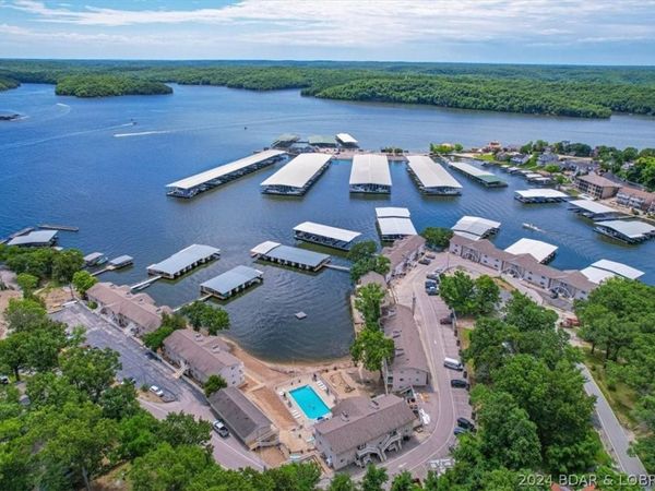 821 Winn Road, Unit 10H, Osage Beach, MO 65065