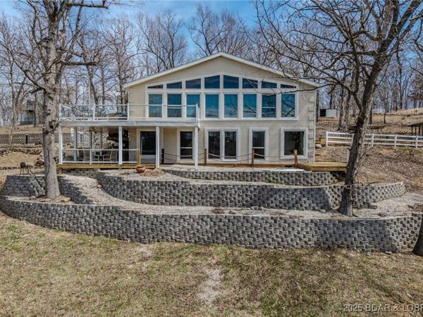 28 Delancey Street, Sunrise Beach, MO 65079