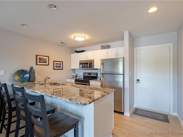812 Indian Pointe, Unit 812, Osage Beach, MO 65065