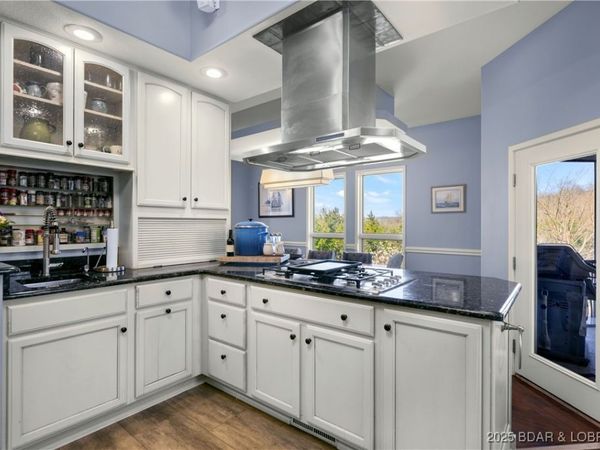 126 West Cross Fox Trail, Camdenton, MO 65020