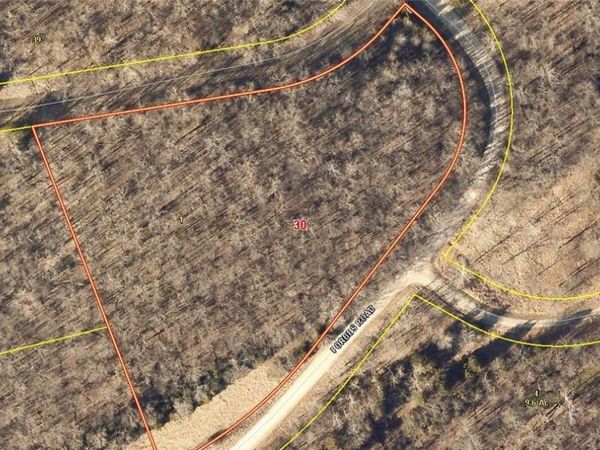 3059 Forbes Road, Edwards, MO 65326