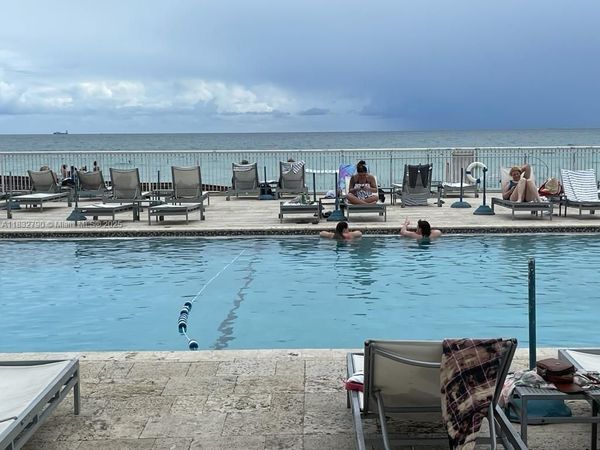 19201 Collins Ave, Unit 717, Sunny Isles Beach, FL 33160
