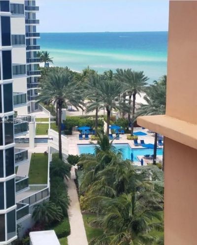 19201 Collins Ave, Unit 717, Sunny Isles Beach, FL 33160 Photo