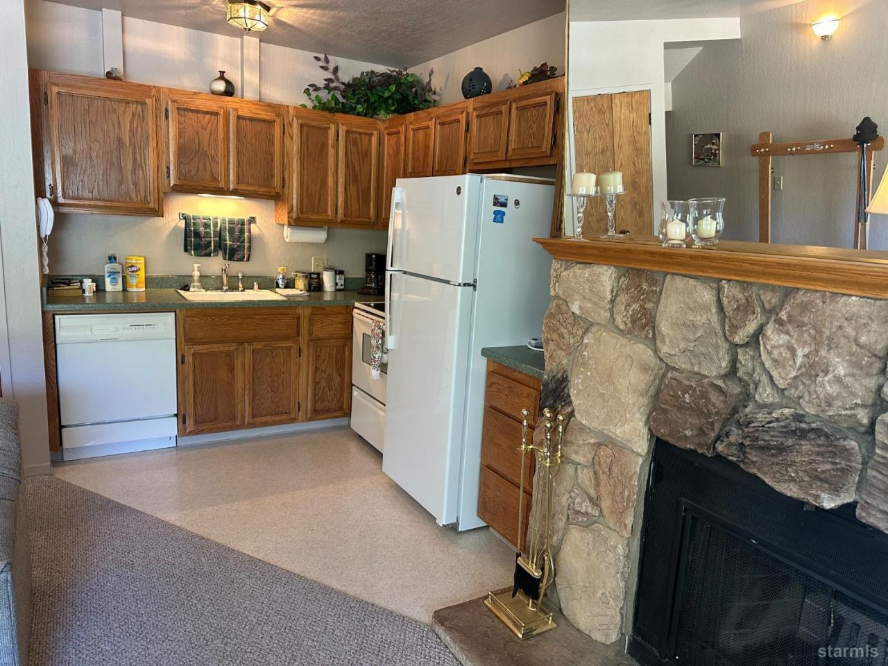 313 Tramway Drive, Unit 20, Stateline, NV 89449 Photo