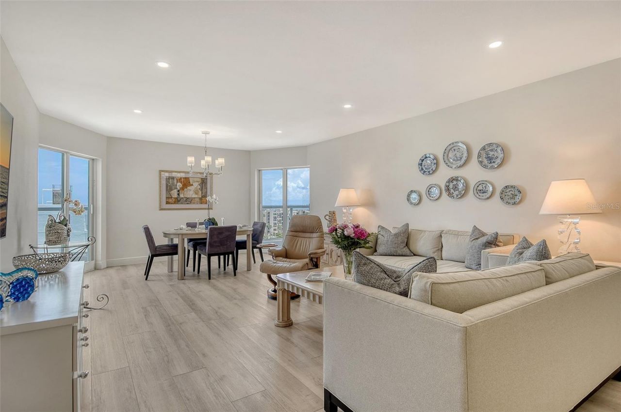 1000 Longboat Club Road, Unit 1105, Longboat Key, FL 34228 Photo