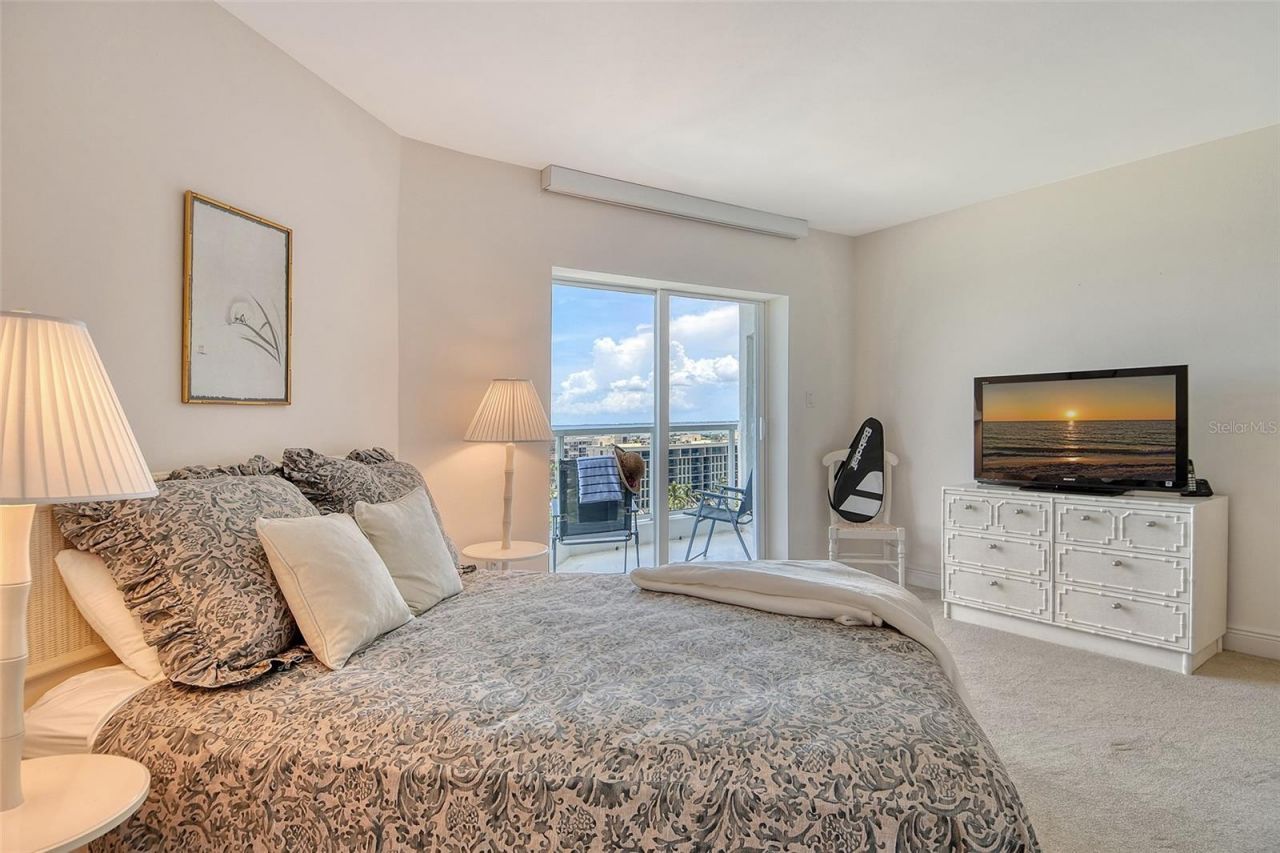 1000 Longboat Club Road, Unit 1105, Longboat Key, FL 34228 Photo