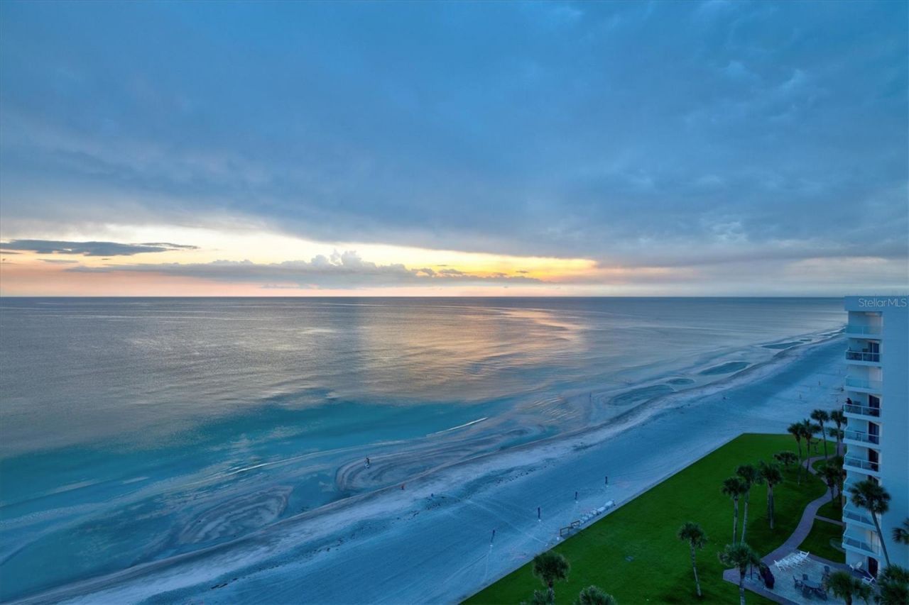 1000 Longboat Club Road, Unit 1105, Longboat Key, FL 34228 Photo