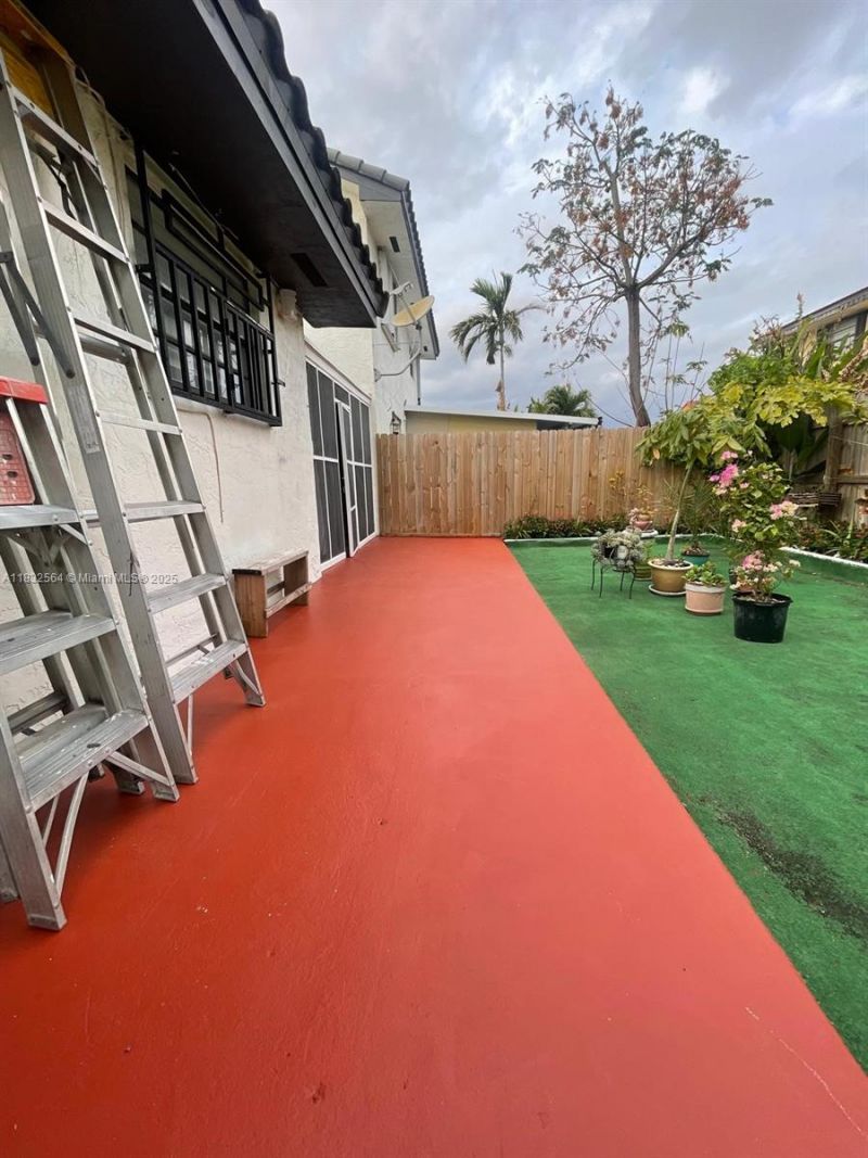 12057 SW 10th St, Unit 202, Miami, FL 33184 Photo