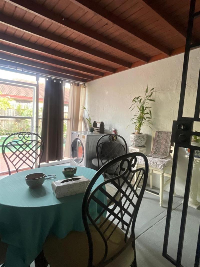 12057 SW 10th St, Unit 202, Miami, FL 33184 Photo