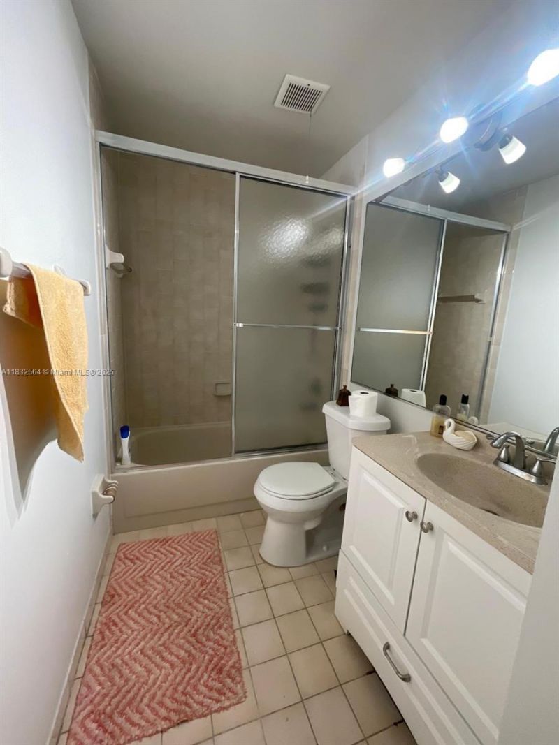 12057 SW 10th St, Unit 202, Miami, FL 33184 Photo