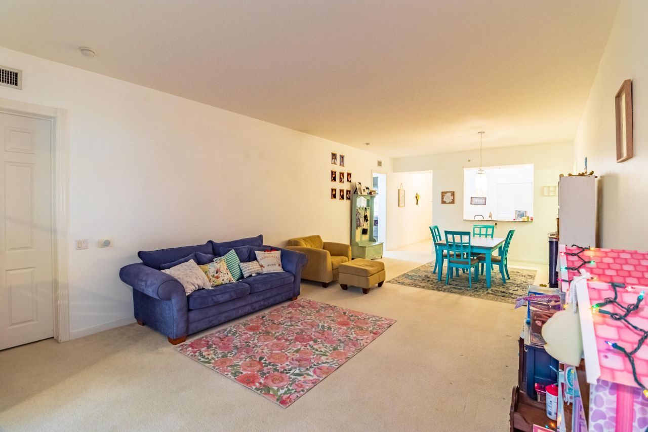 19 Harbour Isle Drive W, Unit Ph04, Fort Pierce, FL 34949 Photo