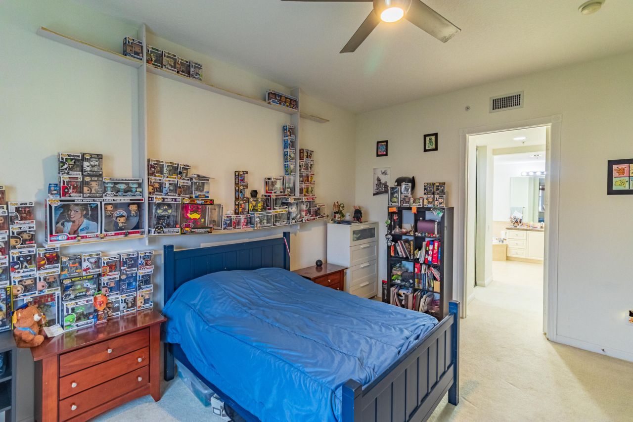 19 Harbour Isle Drive W, Unit Ph04, Fort Pierce, FL 34949 Photo