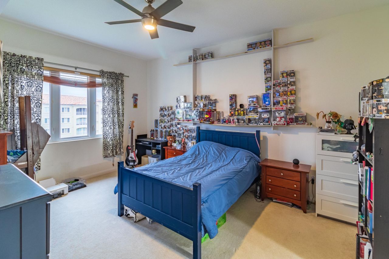 19 Harbour Isle Drive W, Unit Ph04, Fort Pierce, FL 34949 Photo