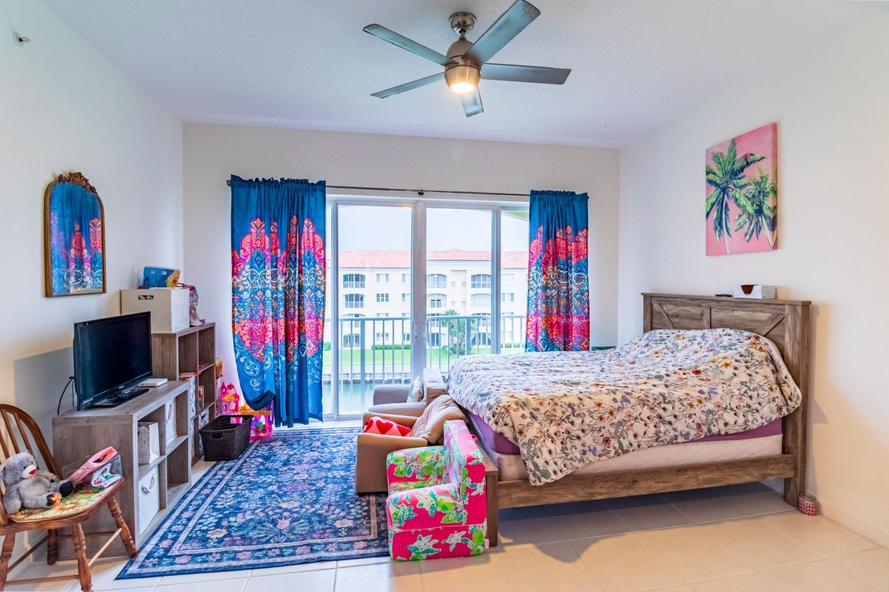 19 Harbour Isle Drive W, Unit Ph04, Fort Pierce, FL 34949 Photo